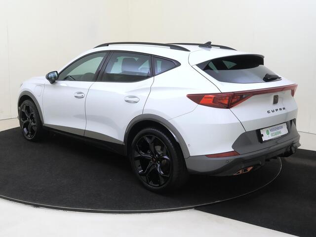 Cupra Formentor 1.4 e-Hybrid Business | SoH 98% | Achteruitrijcamera | Adaptieve cruise control | Keyless | Stuurwielverwarming | Navigatie | Lane assist | Dodehoekdetectie | Sfeerverlichting |