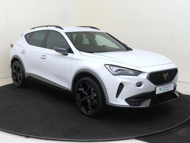 Cupra Formentor 1.4 e-Hybrid Business | SoH 98% | Achteruitrijcamera | Adaptieve cruise control | Keyless | Stuurwielverwarming | Navigatie | Lane assist | Dodehoekdetectie | Sfeerverlichting |