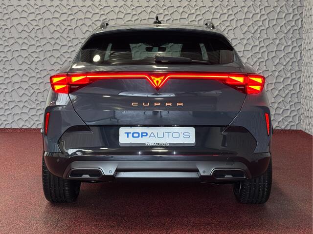Cupra Formentor 1.5 TSI 150 PK BENZINE CAMERA STOEL/STUUR ELEK.KLEP VERW. LED LEER CARPLAY ZWARTE.HEMEL 08/2024