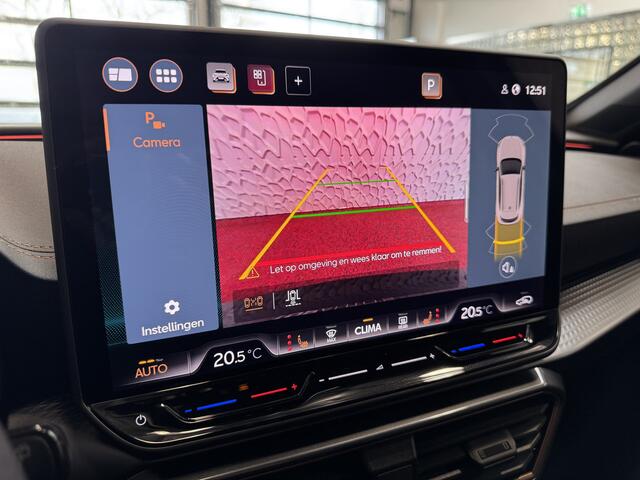 Cupra Formentor 1.5 TSI 150 PK BENZINE CAMERA STOEL/STUUR ELEK.KLEP VERW. LED LEER CARPLAY ZWARTE.HEMEL 08/2024