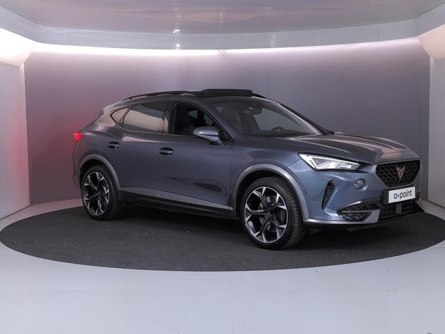 Cupra Formentor 1.4 e-Hybrid VZ Performance 245 pk Automaat | Navigatie | Panoramadak | Parkeersensoren (Park assist) | Achteruitrijcamera | Lederen bekleding | Elektr. bestuurdersstoel met geheugen |