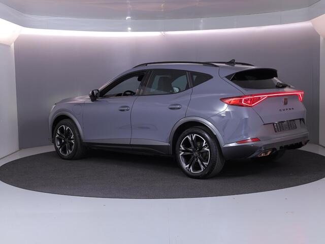 Cupra Formentor 1.4 e-Hybrid Business 204 pk Automaat | Verlengde garantie | Navigatie | Parkeersensoren (Park assist) | Achteruitrijcamera | Autom. airco (3 zones) |