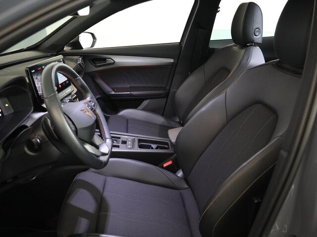 Cupra Formentor 1.4 e-Hybrid Business 204 pk Automaat | Verlengde garantie | Navigatie | Parkeersensoren (Park assist) | Achteruitrijcamera | Autom. airco (3 zones) |