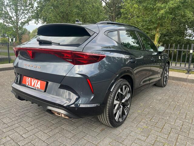 Cupra Formentor 1.5 TSI e-Hybrid 150 kW Pure Performance | Full option | Trekhaak | Pano | Stoel- stuurverw. | Camera | PDC