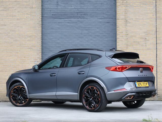 Cupra Formentor 1.4 e-Hybrid VZ Copper edition | Full option | Pano | Matrix | Rondomzicht | Sport stoelen |