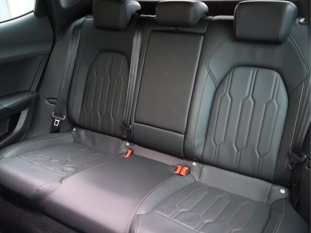 Cupra Formentor 1.4 e-Hybrid VZ Copper edition | Full option | Pano | Matrix | Rondomzicht | Sport stoelen |