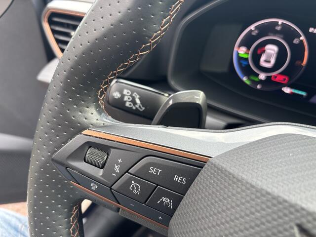 Cupra Formentor 1.4 e-Hybrid VZ Copper Edition Automaat All-Seasons / Camera / Carplay