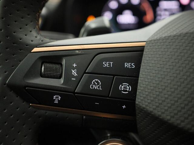 Cupra Formentor 1.5 e-Hybrid 272PK VZ DSG · Navigatie · Alcantara/Leder · Camera + Parkeersensoren · Garantie t/m 21-08-2027 of 90000km · EXTRA INRUILKORTING ·