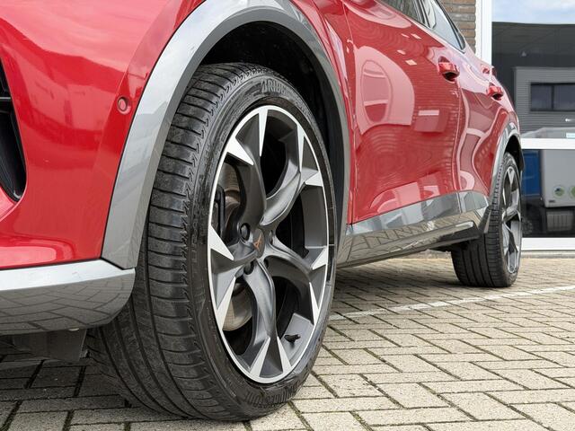 Cupra Formentor 2.0 TSI VZ 4DRIVE | Schuif-kanteldak | Elektr. Trekhaak | BEATS | KEYLESS | Elek. Stoel | SFEER | Camera | CarPlay