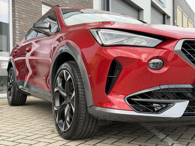 Cupra Formentor 2.0 TSI VZ 4DRIVE | Schuif-kanteldak | Elektr. Trekhaak | BEATS | KEYLESS | Elek. Stoel | SFEER | Camera | CarPlay