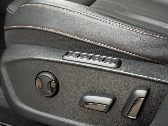 Cupra Formentor 2.0 TSI VZ 4DRIVE | Schuif-kanteldak | Elektr. Trekhaak | BEATS | KEYLESS | Elek. Stoel | SFEER | Camera | CarPlay