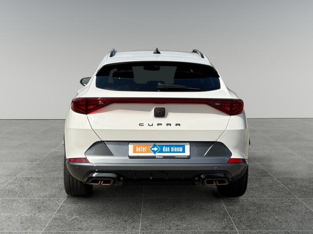 Cupra Formentor 1.4 204pk e-Hybrid Business Verwarmbaar stuurwiel | Parkeersensoren achter | Keyless entry & go