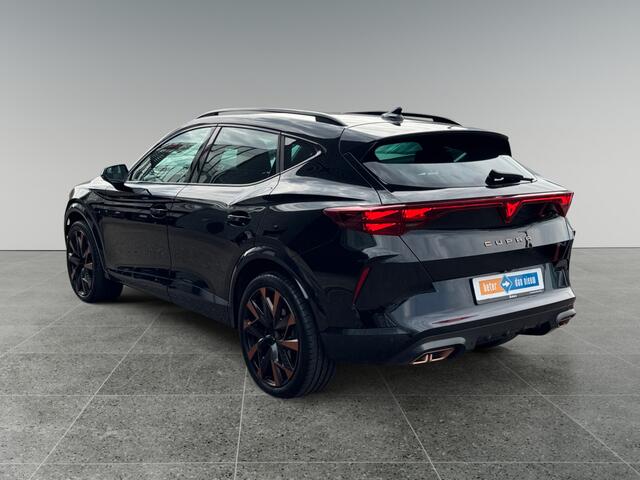 Cupra Formentor 1.5 204pk TSI e-Hybrid Business 360 graden camera | Dodehoeksensoren | Velgen 'Sandstorm Copper',