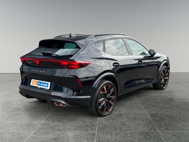 Cupra Formentor 1.5 204pk TSI e-Hybrid Business 360 graden camera | Dodehoeksensoren | Velgen 'Sandstorm Copper',