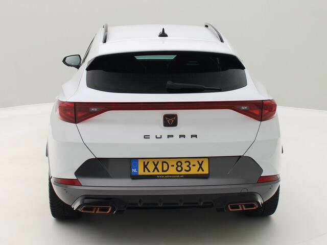 Cupra Formentor 1.4 e-Hybrid Business 204PK / Camera / Navi / 19inch
