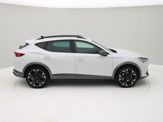 Cupra Formentor 1.4 e-Hybrid Business 204PK / Camera / Navi / 19inch