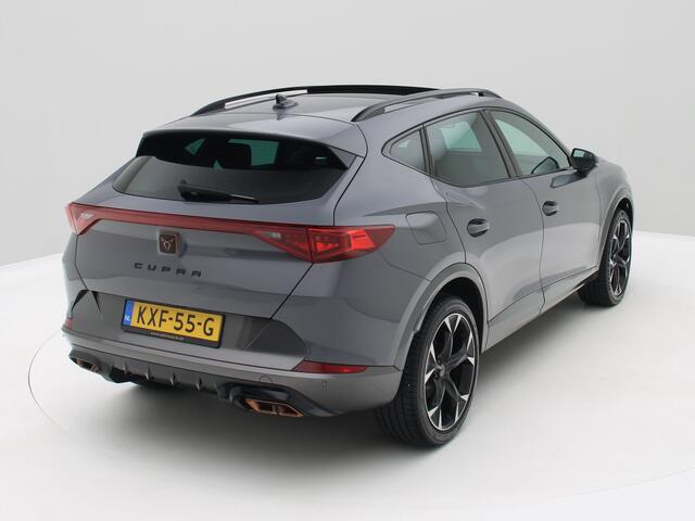 Cupra Formentor 1.4 e-Hybrid Business 204PK / Panorama / Carplay / Navi / Camera