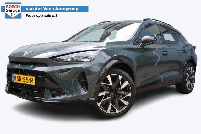 Cupra Formentor 1.5 TSI e-Hybrid VZ Performance 272pk | SoH 100% | Panorama dak | Elektrisch wegklapbare trekhaak | Sennheiser audiosysteem | Stoel/stuur verwarming | Elektrisch verstelbare stoel met memory | 360° Camera | Elektrische kofferbakklep | Keyless entry/start | Adaptive cruise controle | Schakelflippers | Apple CarPlay/Android Auto | Draadloze telefoonlader | Climate controle | Navigatie | Sfeerverli