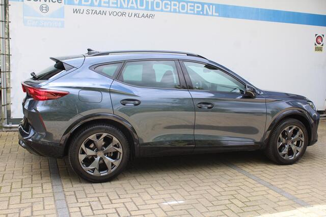 Cupra Formentor 1.5 TSI e-Hybrid Business | Incl. 12 maanden Garantie | SoH 100% | Sennheiser audiosysteem | Stoel/stuur verwarming | Elektrisch verstelbare stoel met memory | 360° Camera | Elektrische klep | Keyless entry/start | Adaptive cruise controle | Schakelflippers | Apple CarPlay/Android Auto | Draadloze telefoonlader | Climate controle | Navigatie | Sfeerverlichting |