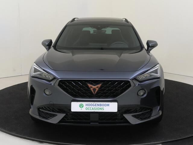 Cupra Formentor 1.4 e-Hybrid VZ Performance | SoH 100% | Panoramadak | Achteruitrijcamera | Adaptieve demping | Keyless | Adaptieve cruise control | Dodehoekdetectie | Stoel- en stuurwielverwarming | Navigatie |