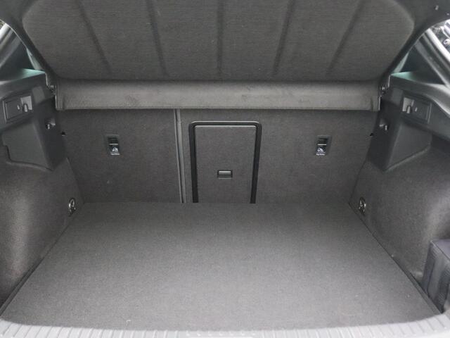 Cupra Formentor 1.4 e-Hybrid VZ Black Edition 245PK DSG Supersportstuur, Kuipstoelen met geheugen, Trekhaak, Panoramadak, Memorystoel, 19" LM Velgen, Leder, Elektr. Achterklep, Side Assist, Matrix LED Verlichting