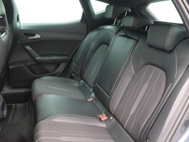 Cupra Formentor 1.4 e-Hybrid VZ Performance 245PK DSG SOH 82,13%, Trekhaak, Achteruitrijcamera, Keyless, Memorystoel, 19" LM Velgen, Elektr. Achterklep, Side Assist, Stoel-Stuurverwarming