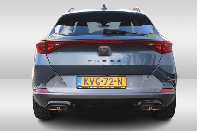 Cupra Formentor 1.4 TSI e-Hybrid Essential Apple Carplay/Android Auto l Voorstoelen verwarmd l Keyless entry / start l stuur verwarmd