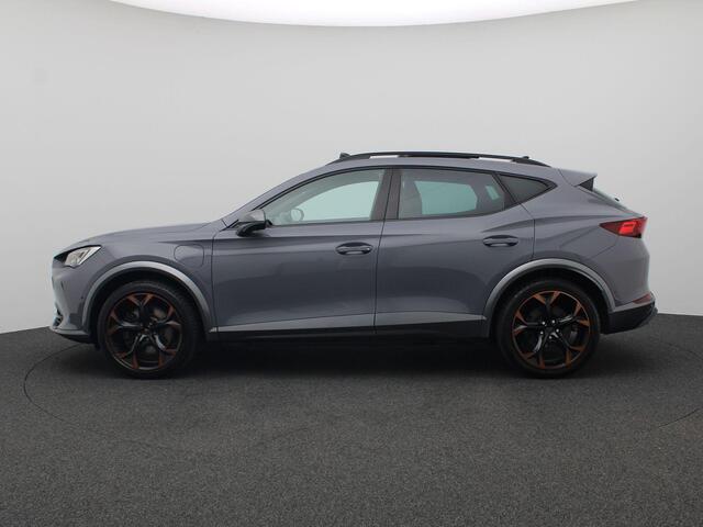 Cupra Formentor 1.4 e-Hybrid VZ Performance 245PK DSG SOH 87%, Trekhaak, Achteruitrijcamera, Keyless, Panoramadak, Side Assist, Navi, Stoel-Stuurverwarming, 19" LM Velgen