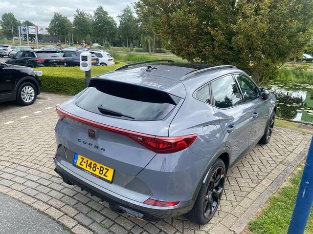 Cupra Formentor 1.4 e-Hybrid VZ Copper Edition | 245Pk | Pano Dak | PHEV | LED | Navi | Clima |