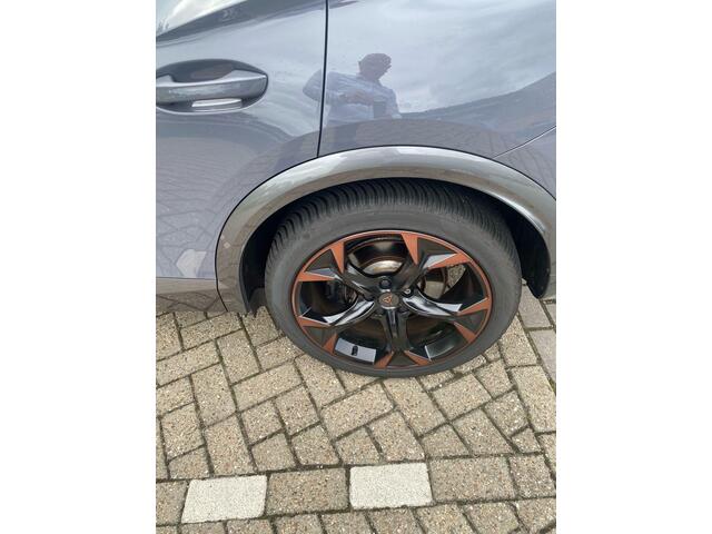 Cupra Formentor 1.4 e-Hybrid VZ Copper Edition | 245Pk | Pano Dak | PHEV | LED | Navi | Clima |