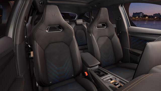 Cupra Formentor 1.5 TSI e-Hybrid 272 6DSG VZ Performance | Digitaal instrumentenpaneel (Virtual Cockpit) | Draadloze Apple CarPlay(TM), Android Auto(TM) | Elektronisch Sperdifferentieel (XDS)