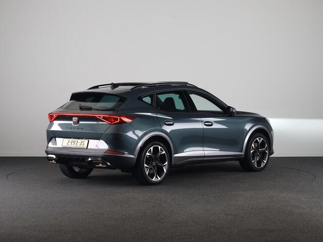 Cupra Formentor 1.4 e-Hybrid VZ Performance 245pk DSG | Panoramadak | SOH 94,9% | 19 inch Lichtmetalen velgen | Blind Spot | Adaptieve cruise controle