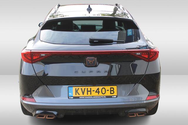 Cupra Formentor 1.4 TSI e-Hybrid Essential Apple Carplay/Android Auto l Voorstoelen verwarmd l Keyless entry / start l stuur verwarmd