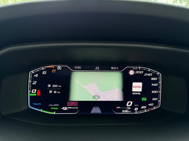 Cupra Formentor 1.4 e-Hybrid VZ 245PK SOH 93% Copper edition VZ stuurwiel Trekhaak Camera Blindspot