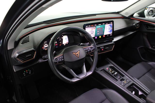 Cupra Formentor 1.4 e-Hybrid Business / Stoel + Stuurverwarming / Sfeerverlichting / Camera /