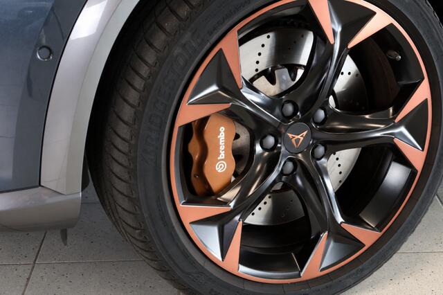 Cupra Formentor 1.4 TSI e-Hybrid VZ Perormance - Carbon kuipstoelen - Pano - Trekhaak