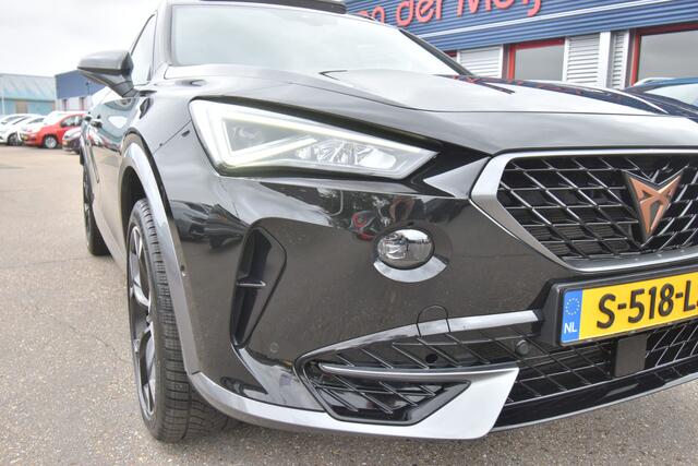 Cupra Formentor 1.5 TSI Business Edition Plus , PANODAK ,TREKHAAK , ST+STUUR VERW , LMV19 , LED KOPL , A UITRIJ CAM ,