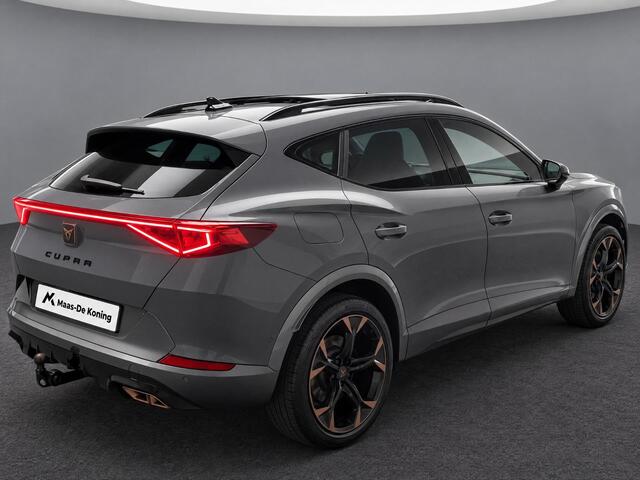 Cupra Formentor 1.4e-Hybrid 180kW/245PK VZ · Panoramadak · Trekhaak · 360°Camera + Parkeersensoren