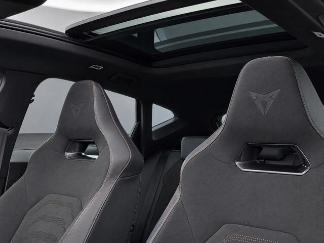 Cupra Formentor 1.4e-Hybrid 180kW/245PK VZ Tribe Edition · Panoramadak · Trekhaak · Camera + Parkeersensoren