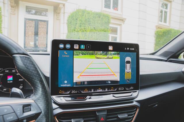 Cupra Formentor 1.5 TSI e-Hybrid Business KEYLESS | ADAPTIVE | CARPLAY | CAMERA | KEYLESS – foto 9