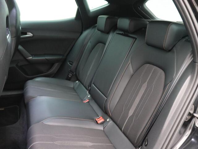 Cupra Formentor 1.4 e-Hybrid VZ Performance 245PK DSG Pano-Schuifdak, Trekhaak, Memorystoel, Keyless, Side Assist, Adaptieve Cruise Control, 19" LM Velgen, Elektr. Achterklep