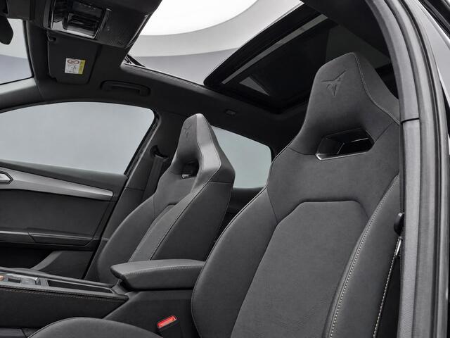 Cupra Formentor 1.5 TSI e-Hybrid VZ 272pk DSG Performance · 360 Camera · Panoramadak · Wegklapbare Trekhaak · Elek. Voorstoel · 19'' Inch · Garantie t/m 16-03-2031 of 150.000km