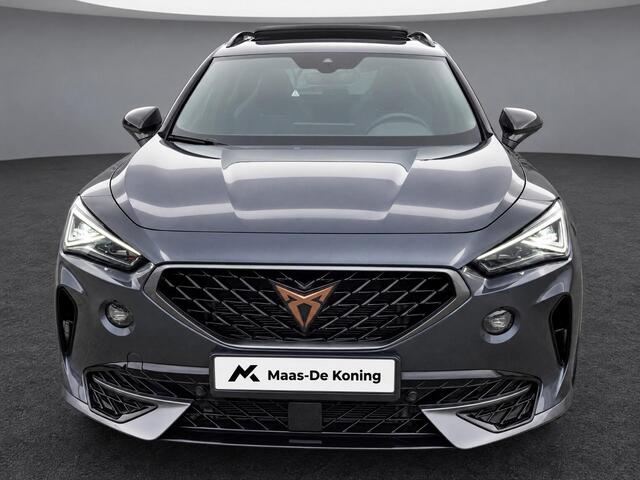 Cupra Formentor 1.4e-Hybrid 180kW/245PK VZ · Panoramadak · Trekhaak · Camera + Parkeersensoren · Apple/Android Car Play ·