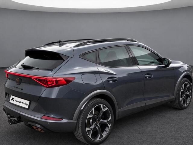Cupra Formentor 1.4e-Hybrid 180kW/245PK VZ · Panoramadak · Trekhaak · Camera + Parkeersensoren · Apple/Android Car Play ·