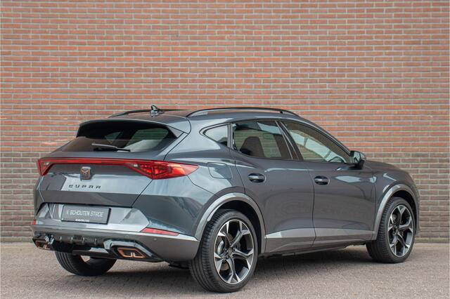 Cupra Formentor 1.4 e-Hybrid 245pk VZ, Memory, Trekhaak, Stoel & Stuurverwarming, Carplay, Camera, Full LED, Adaptive Cruise.