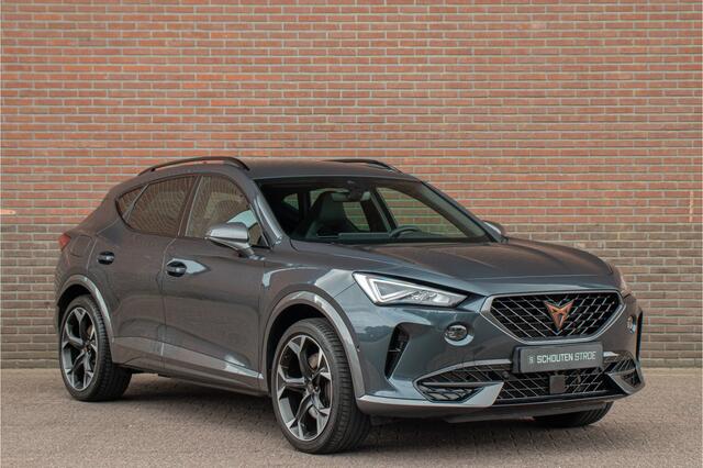 Cupra Formentor 1.4 e-Hybrid 245pk VZ, Memory, Trekhaak, Stoel & Stuurverwarming, Carplay, Camera, Full LED, Adaptive Cruise.