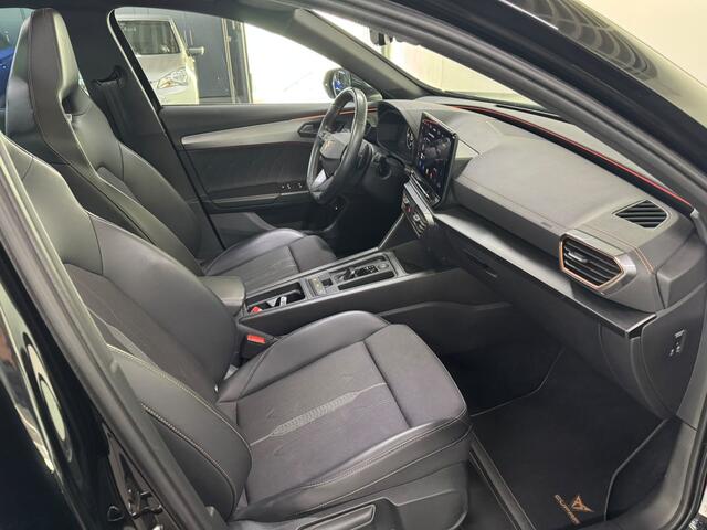 Cupra Formentor 1.4 e-Hybrid VZ Performance / PANO. / STOEL + STUUR VERW. / 19'' LMV /