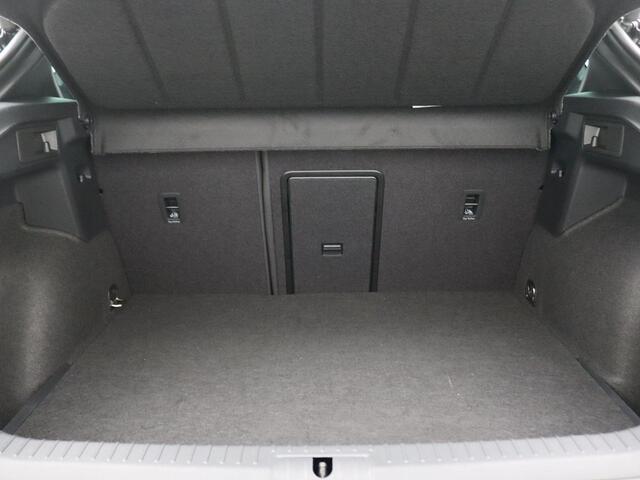Cupra Formentor 1.5 TSI e-Hybrid Business 204PK DSG Trekhaak, Achteruitrijcamera, 19" LM Velgen, Keyless, Navi via Apple Carplay/Android Auto, Stoel-Stuurverwarming – foto 8