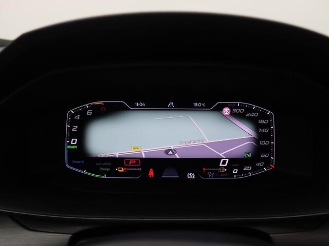Cupra Formentor 1.4 e-Hybrid VZ Tribe Edition 245PK DSG Panoramadak, Trekhaak, Memorystoel, Matrix LED Verlichting, 19" LM Velgen, Keyless, Side Assist, 360gr. Camera – foto 6