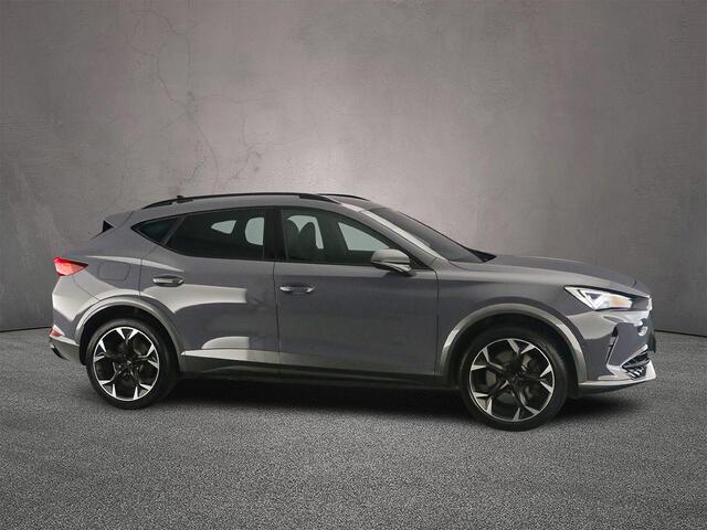 Cupra Formentor VZ Performance 1.4 TSI eHybrid 245pk DSG Automaat Trekhaak, LED matrix koplampen, Elektrische achterklep, Adaptive cruise control, Achteruitrijcamera – foto 9